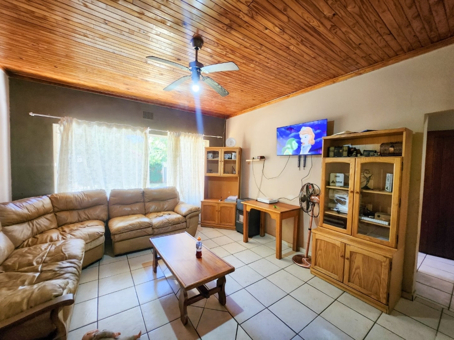 3 Bedroom Property for Sale in Adamayview North West
